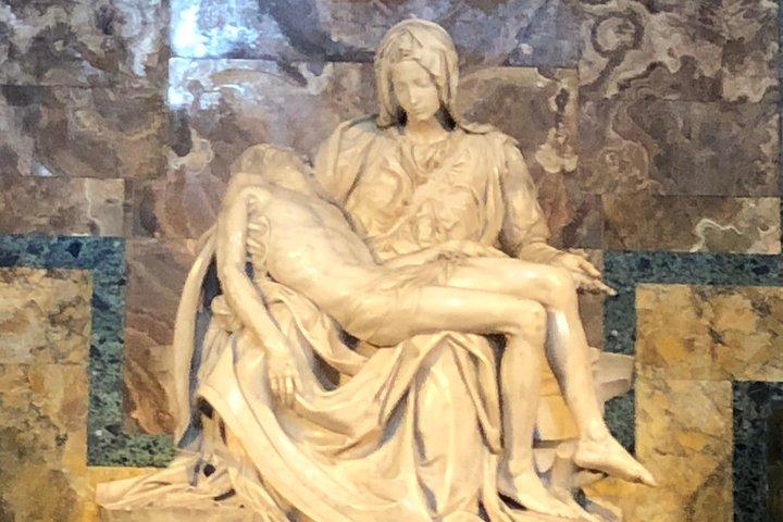 Vatican Museums, Sistine Chapel & Basilica private tour (3hrs)
