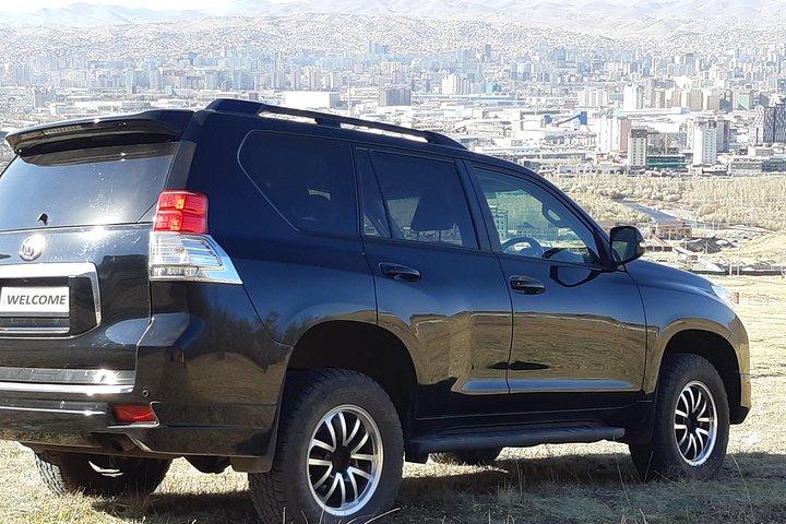 Private Jeep City tour with English Speaking Driver