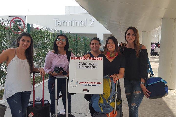 Cancun Airport private transfer to Cancun hotel zone