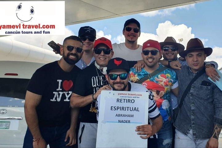 Cancun Airport Small-Group Transfer to Cancun Hotels