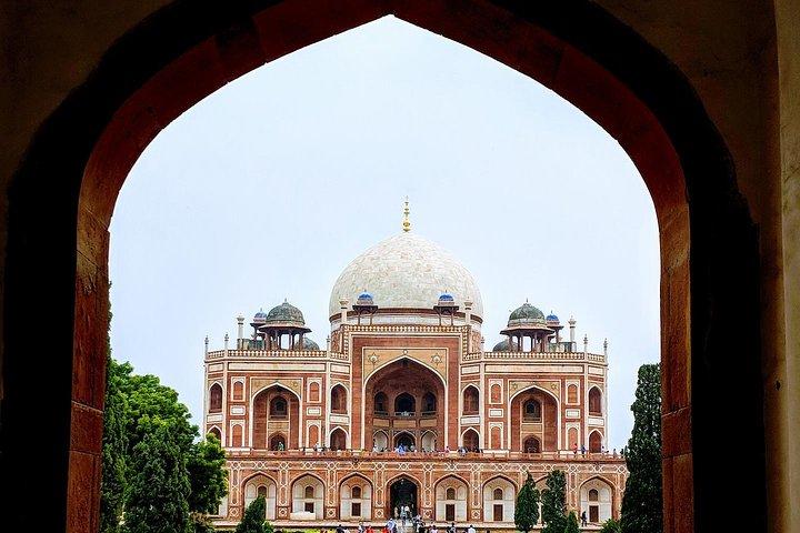 Audio Guided Walk of Humayun's Tomb & Nizammudin Basti, Delhi on HopOn India App