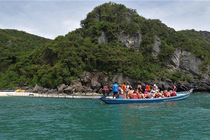 Explore Angthong National Marine Park by Big Boat from Koh Samui