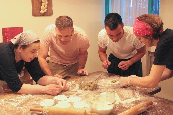 Cook True Ajarian Khachapuri and Khinkali in Highlanders Style