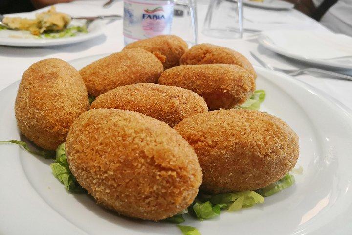 Rome Jewish Ghetto Food Experience: 3-Course Dinner with Wine