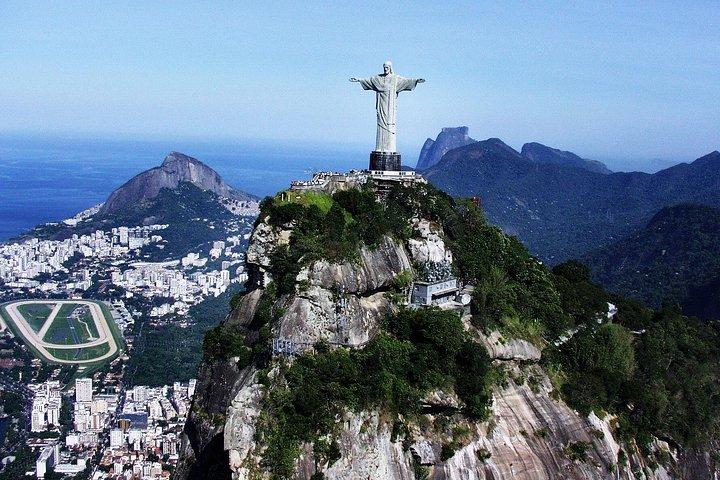 Rio Shore Excursion: Christ Redeemer, Sugarloaf and Selarón Steps 6-Hour Tour