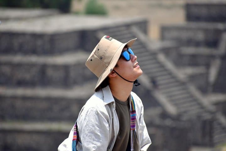 Small Group: Teotihuacan Pyramids and Shrine of Guadalupe with Lunch
