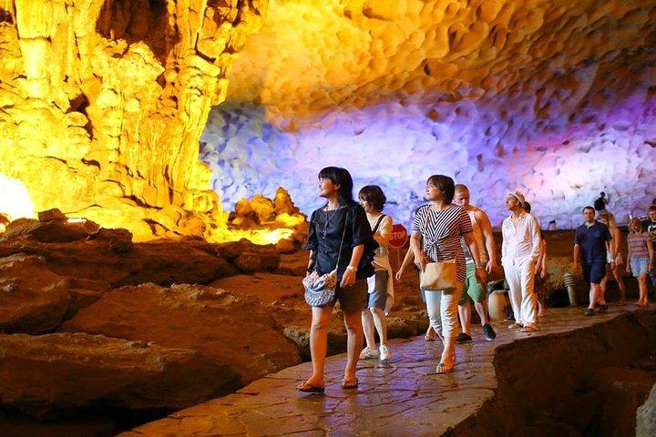 Halong Bay Full Day with Kayaking, Hiking viewpoint, Cave - Deluxe To Luxury