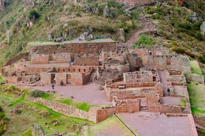 Sacred Valley Tour: Pisac, Ollantaytambo, Chinchero & Lunch