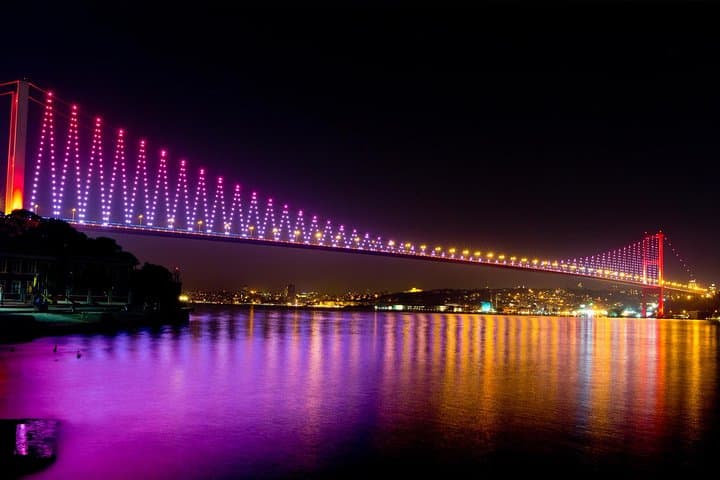 Luxury Bosphorus Dinner Cruise with Turkish Night Show