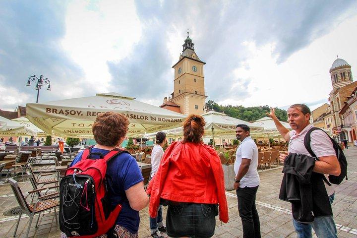 Guided visit in Spanish to the medieval center of Brasov (native Spanish guide).