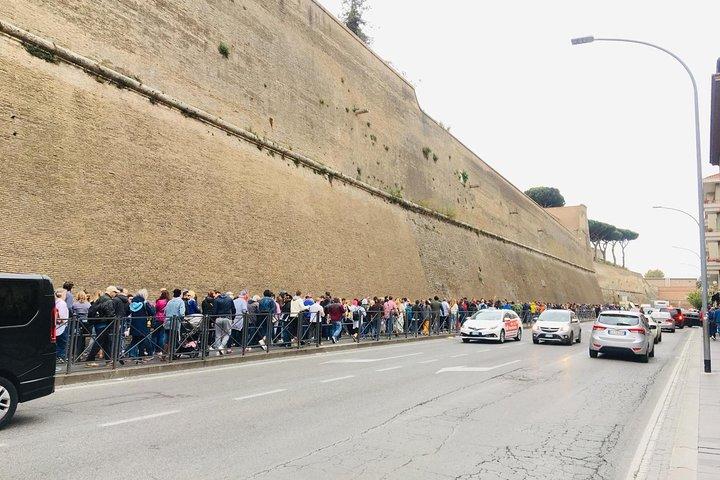 SISTINE CHAPEL ,VATICAN MUSEUM & Rafael Rooms First track Entry