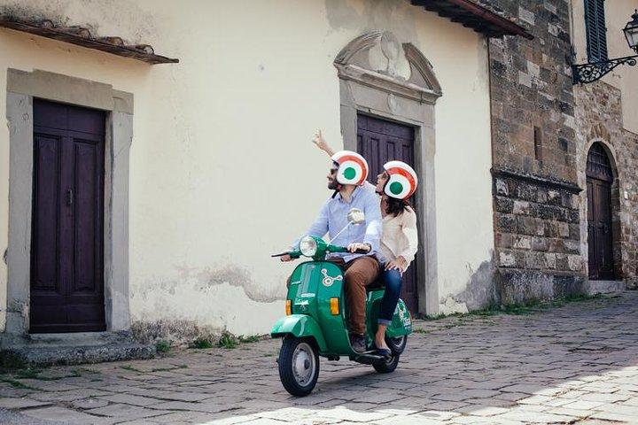 Florence Vespa Tour: Tuscan Hills, Food and Chianti Wine
