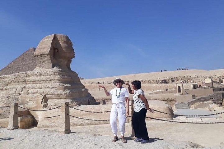 Private Day tour to Giza Pyramids and Saqqara