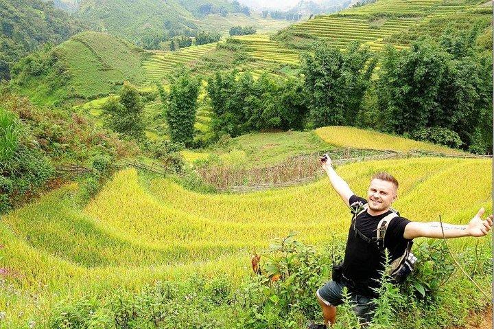 2-Days Overnight Sapa Trekking Tour by Bus from Hanoi