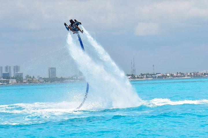Jet Pack flight experience in Cancun. Challenge yourself to do it now.