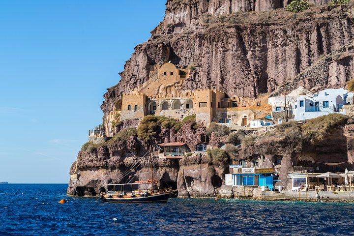 Santorini Volcano and Hot Springs Cruise Tour from Fira Old Port