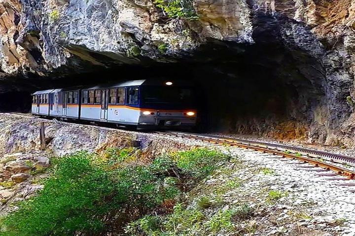 Kalavryta and Cave of Lakes Full Day Tour