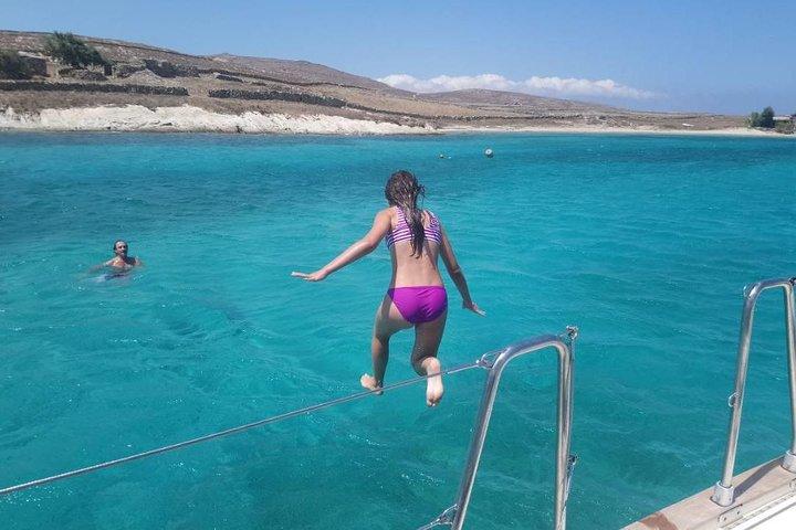 Private Rhenia sailing cruise with Lunch & Transfer