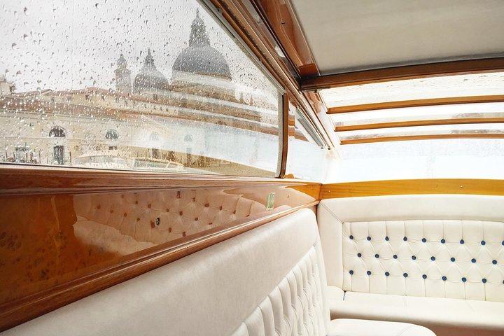 Private Transfer from Santa Lucia train station to Hotel in Venice City Center