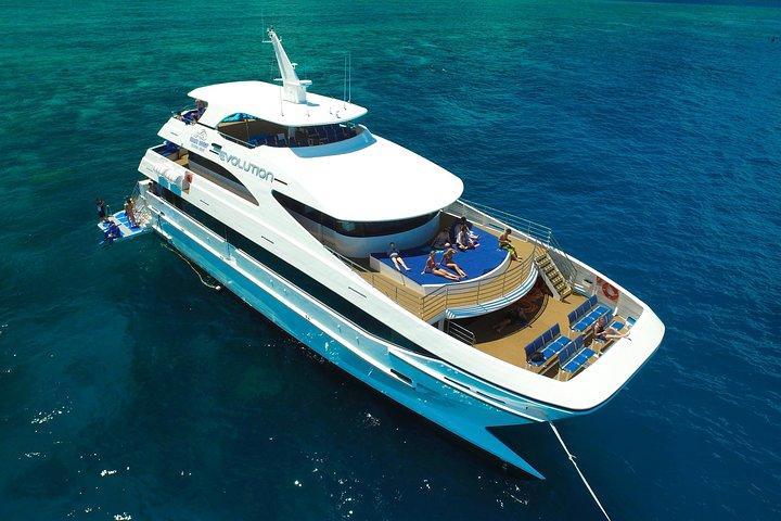 2 Day Great Barrier Reef and Kuranda Scenic Train & Skyrail Tour