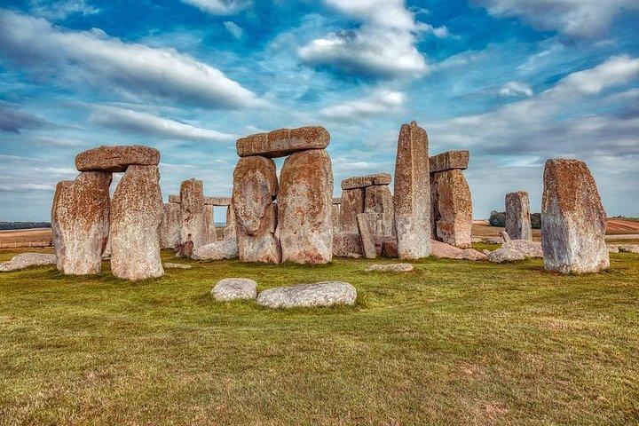 Private 6-hour excursion to Stonehenge from London with Hotel Pick Up