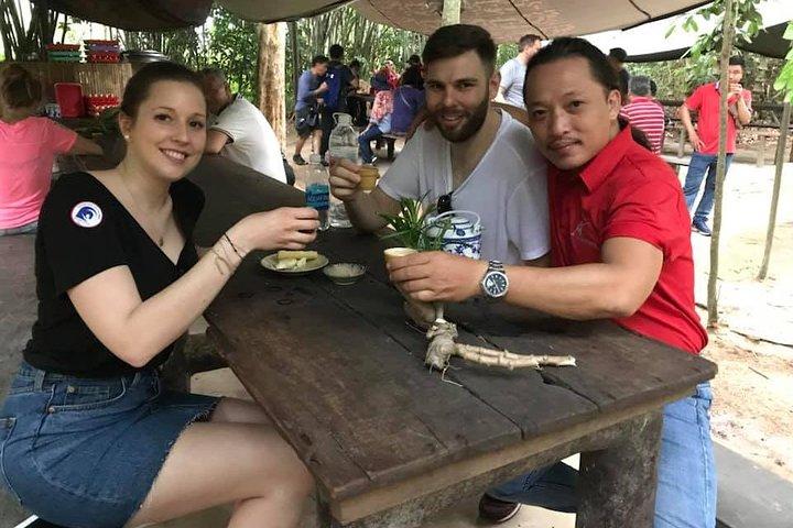 Combine Cu Chi Tunnels & City Tour by DGT