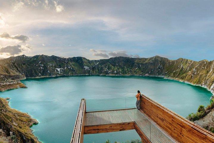 Private Full Day Tour to Quilotoa Lagoon from Quito
