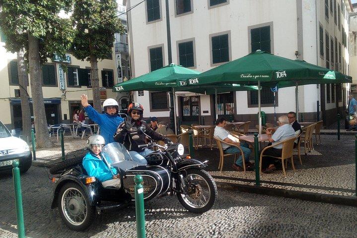 Funchal & Monte: Private Sidecar Tour with Toboggan Stop