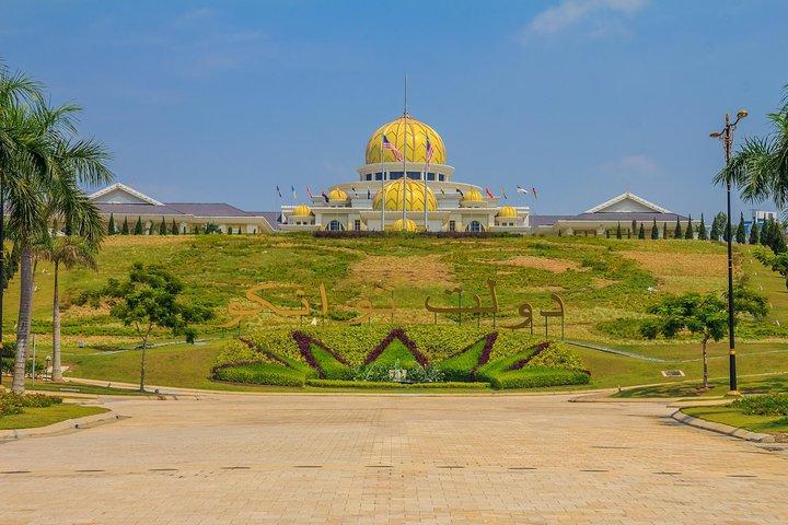 Group Tour: Half-Day Kuala Lumpur City Exploration Tour