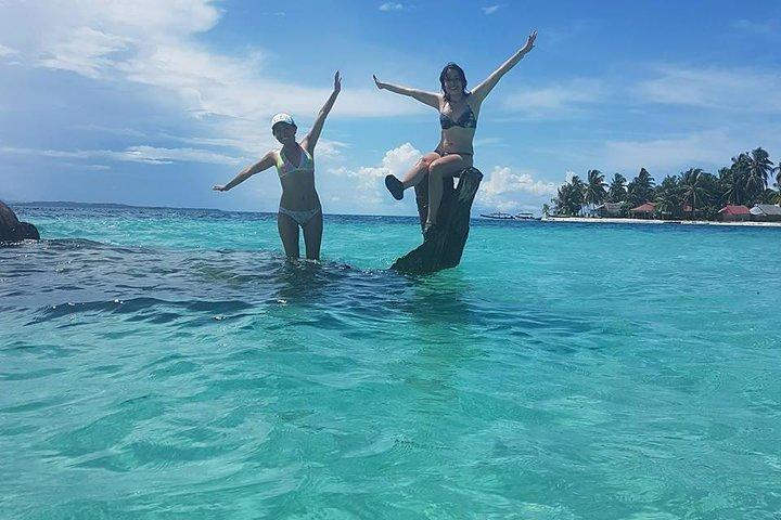 San Blas Islands Day Tour with Transport from Panama City