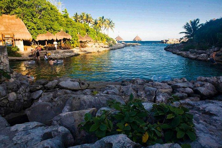 Xcaret Tour Plus with Buffete and Transportation only from Cancun