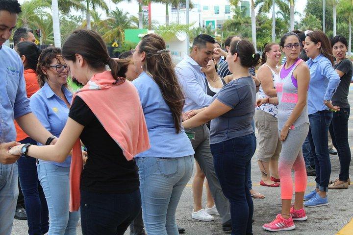 salsa dancing lessons and bachata classes