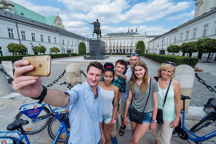 Half-Day Warsaw City Sightseeing Bike Tour for Small Group