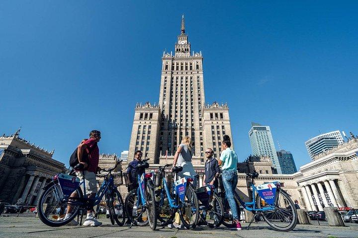 Half-Day Warsaw City Sightseeing Bike Tour for Small Group