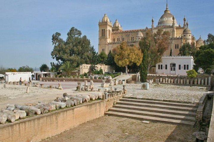 1 day excursion Tunis Sidi Bousaid Carthage departure from Sousse