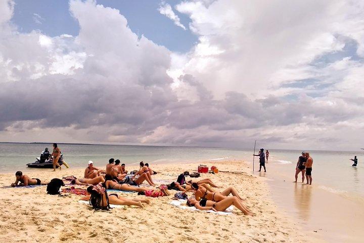 3 days full Zanzibar Experience. Top 6 tours in three days
