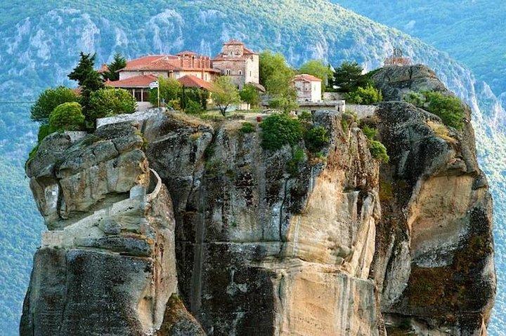 Meteora Full Day Private Tour 4seat