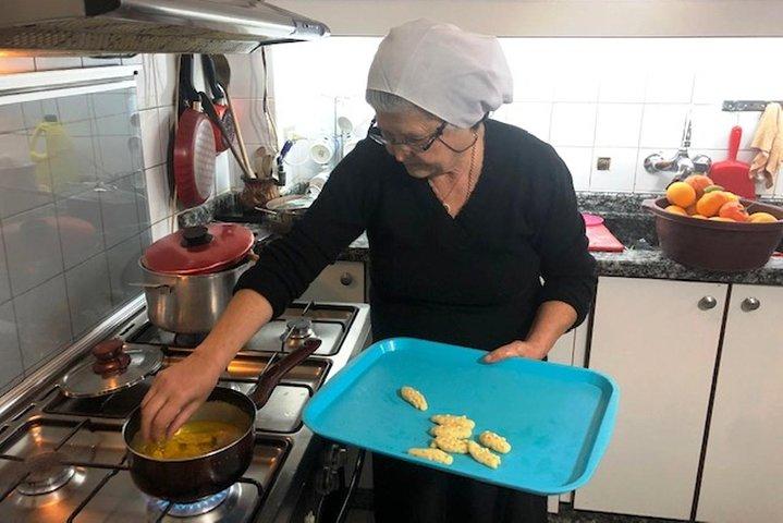 Private Lebanese Cooking Class in Beirut with Amal + Transfers
