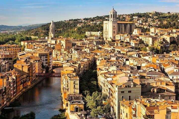 Private tour: Dali Museum and Girona from Barcelona