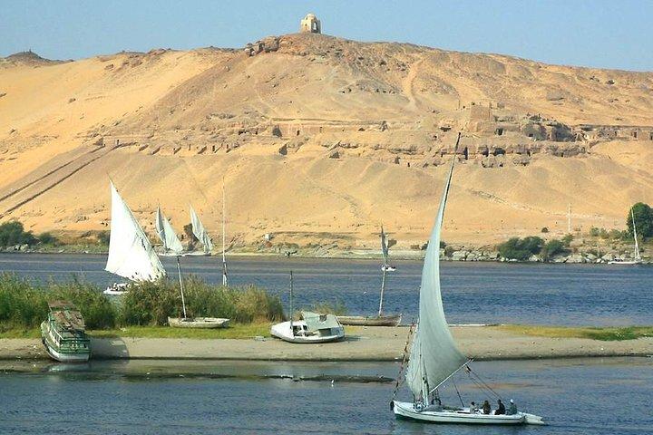 3 Days 2 Nights Travel Package to Aswan & Luxor from Cairo by Flights