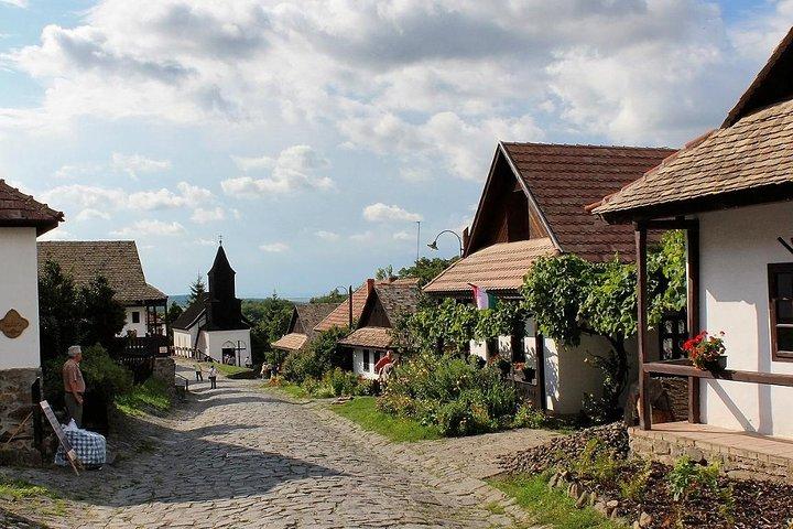Holloko UNESCO site, Eger Castle and town tour from Budapest