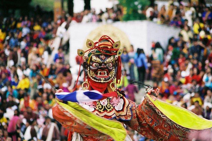 Scenic Bhutan Guided Multi-Day Tour with Airport Pickup