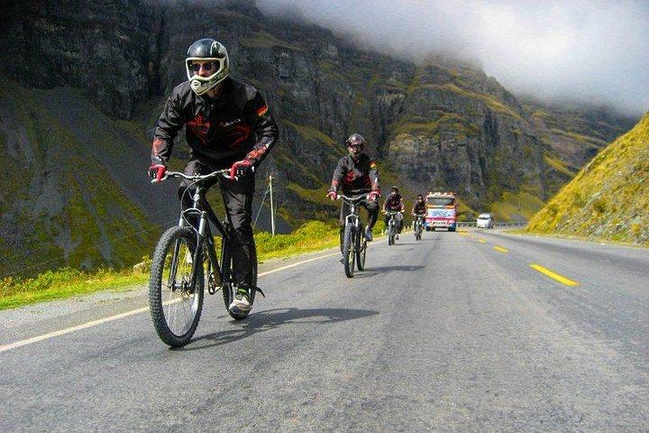 Death Road by Bike -Full Suspension-