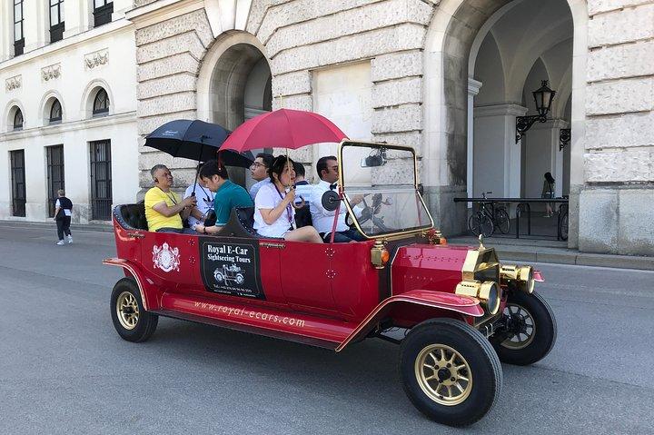 Oldtimer Tour Vienna Gold Tour