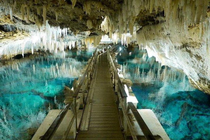Crystal Caves, Hamilton Shopping and Beach Tour