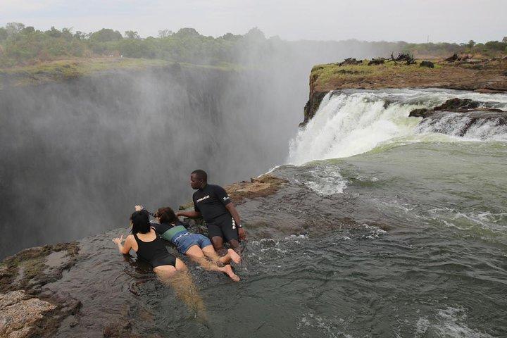 Devil's Pool Livingstone Island Breakfast