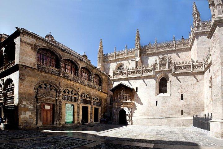 Granada City Center and Albaicin Private Tour