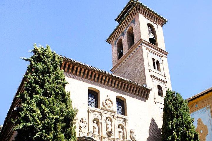 Granada City Center and Albaicin Private Tour