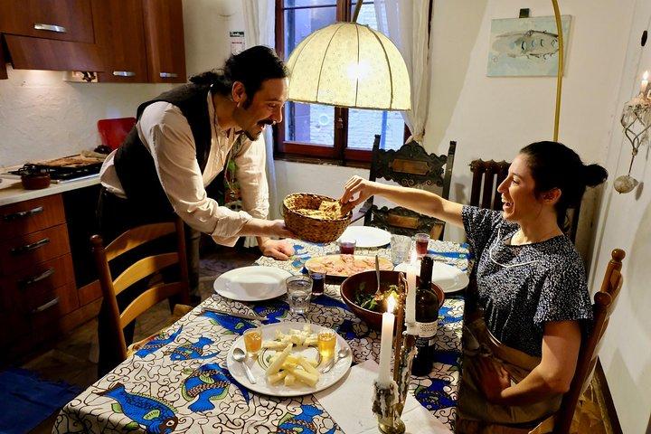PRIVATE Venice Home Cooking Class & Rialto Market with Massimo