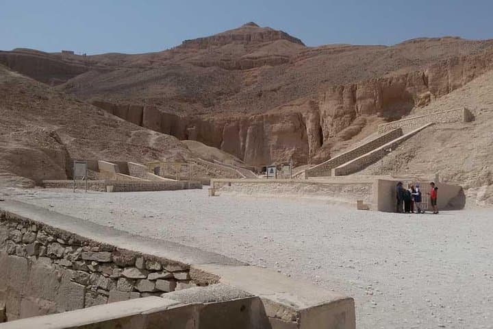 Tour to Valley of the Kings and Hatshepsut Temple from Luxor